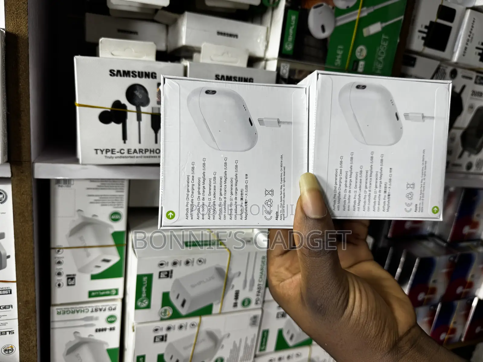 Apple Airpods Pro 2 (2nd Generation).