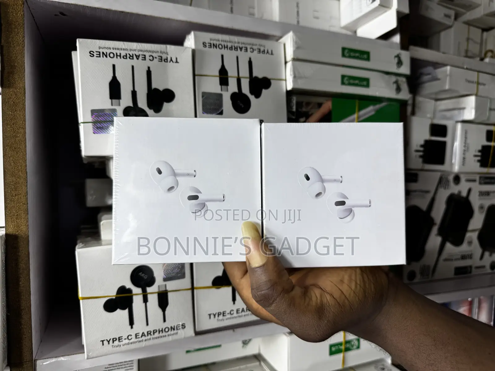 Apple Airpods Pro 2 (2nd Generation).