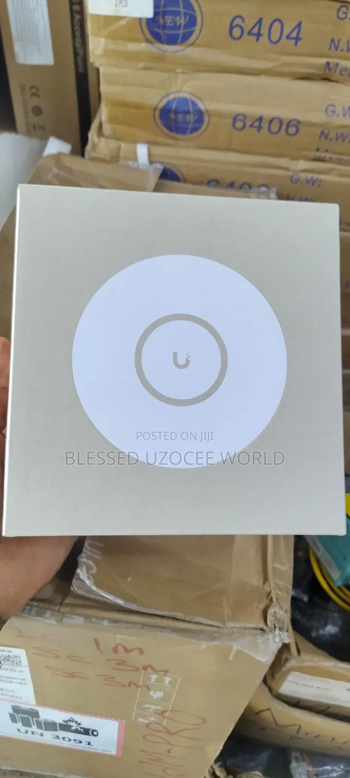 Ubiquity Unifi U6+(U6 Plus) Wifi 6 Long Range Access Point Device