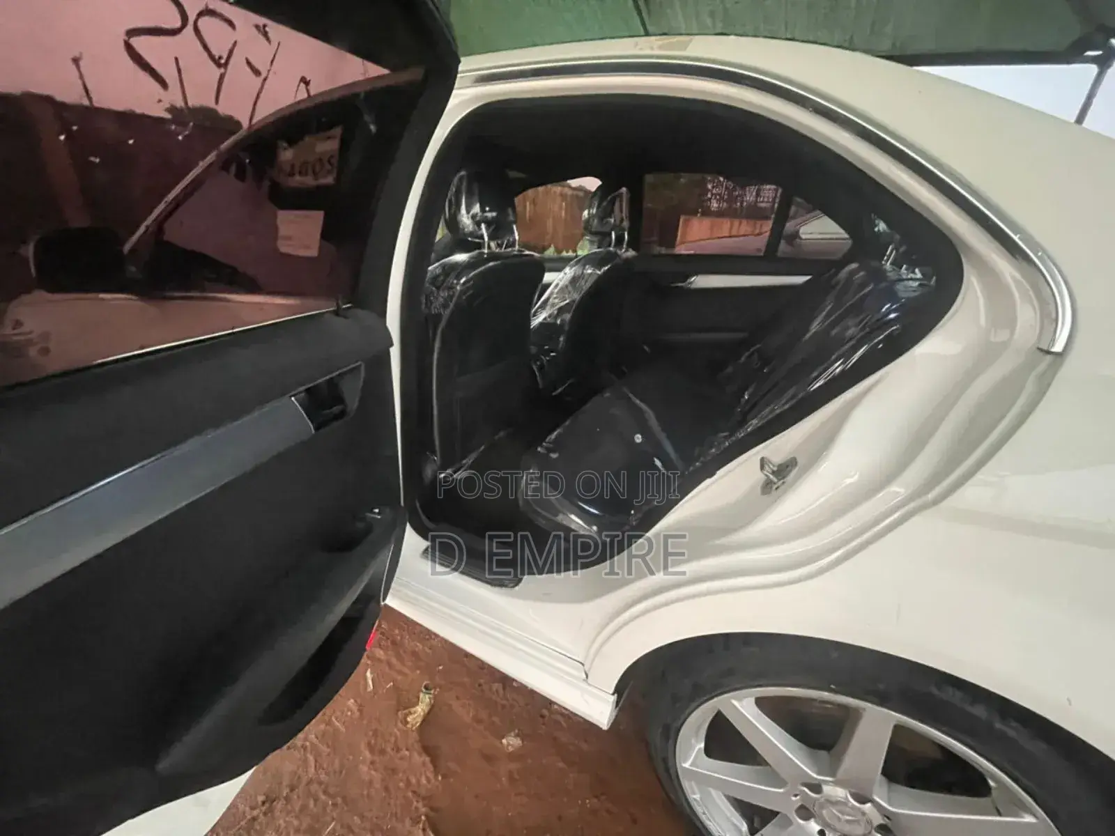 Mercedes-Benz C300 2008 White