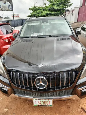 Mercedes-Benz M Class ML350 4MATIC 4dr SUV AWD (3.5L 6cyl 7A) 2014