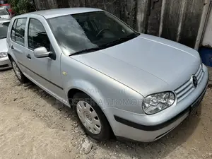 Volkswagen Golf 1.6 FSi 2001 Silver