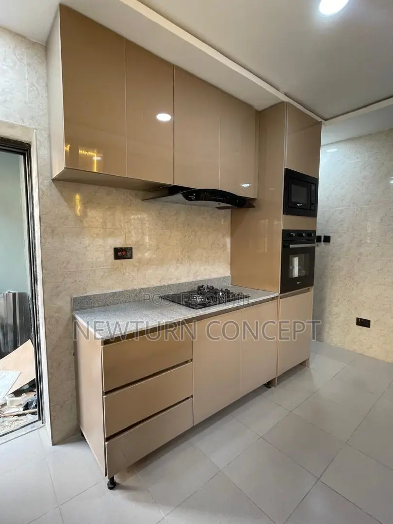 Luxury Kitchen Cabinets