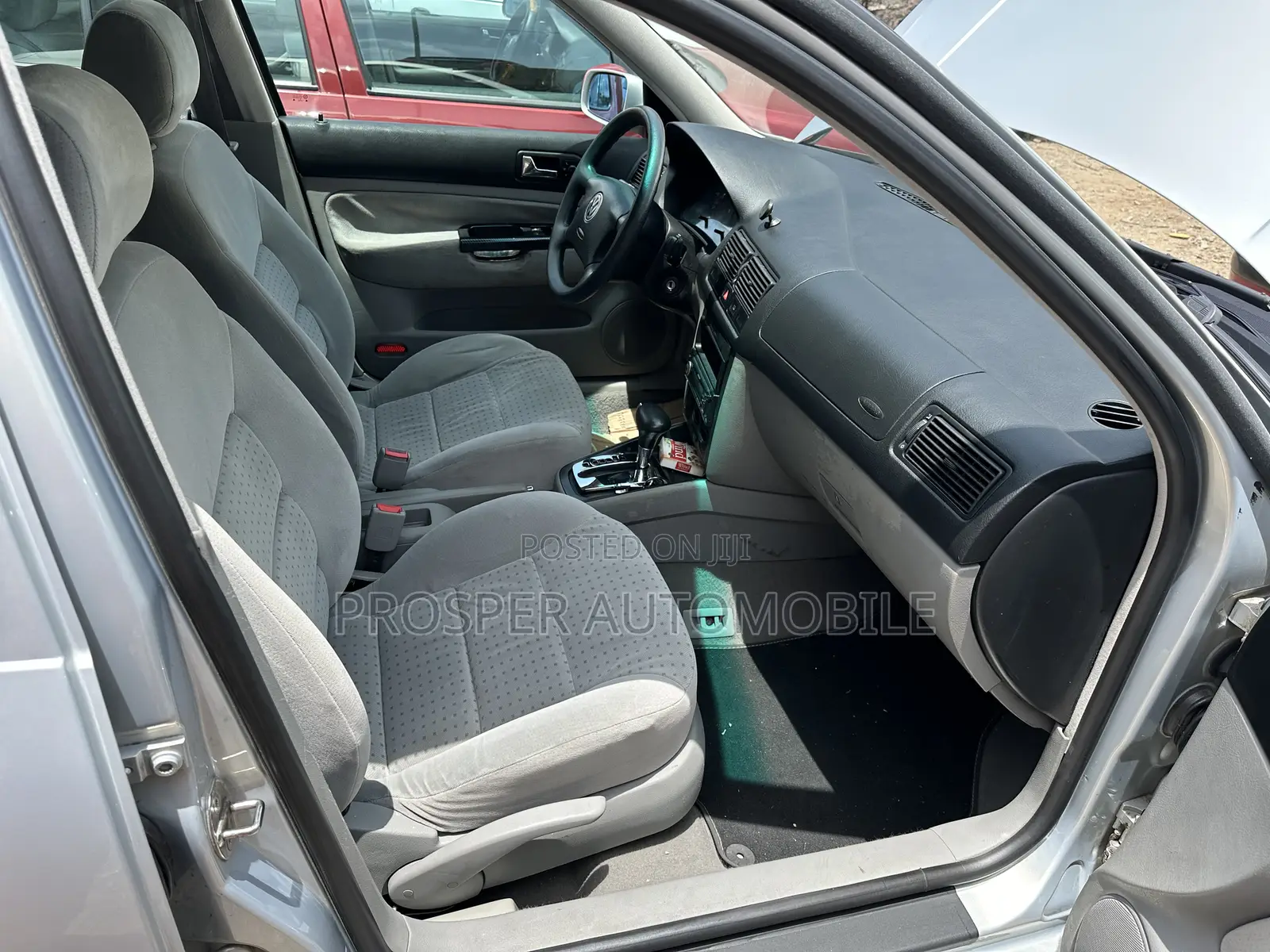 Volkswagen Golf 1.6 FSi 2001 Silver