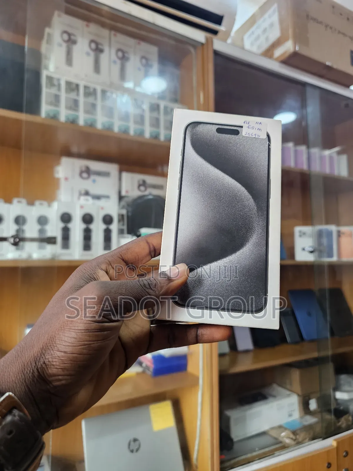 New Apple iPhone 15 Pro Max 256 GB White