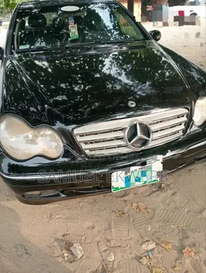 Mercedes-Benz C320 2005 Black
