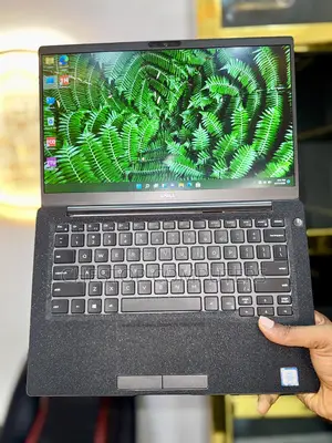 Laptop Dell Latitude 7400 8GB Intel Core i5 SSD 256GB