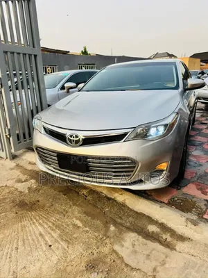 Toyota Avalon 2013