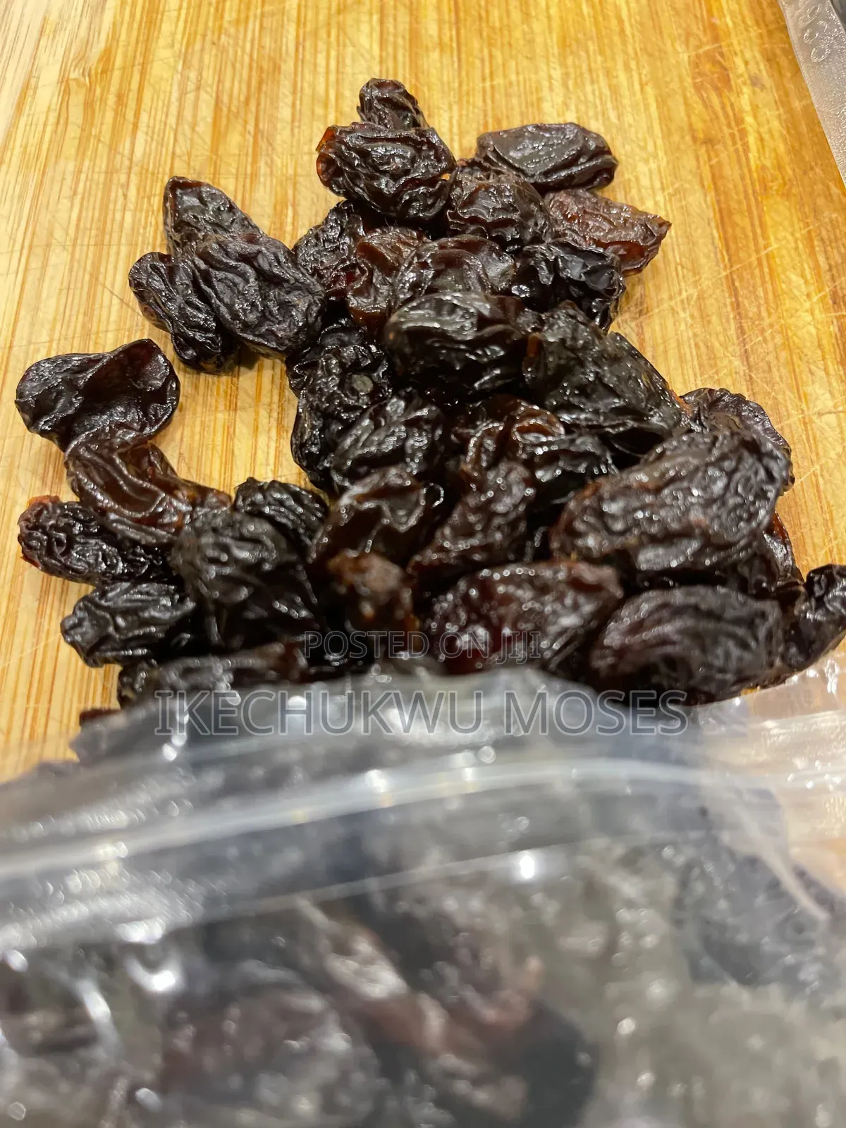 Premium Honey Raisins