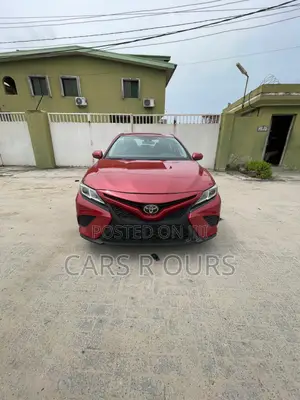 Toyota Camry SE (2.5L 4cyl 8A) 2019 Red