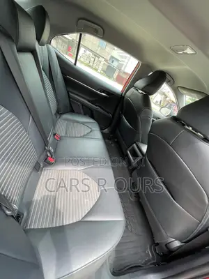 Toyota Camry SE (2.5L 4cyl 8A) 2019 Red