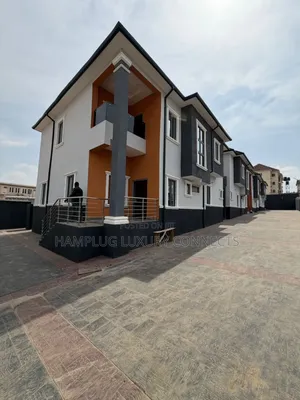 4bdrm Townhouse/Terrace in Lifecamp for sale
