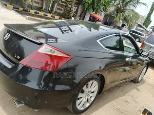 Honda Accord 2009 Black
