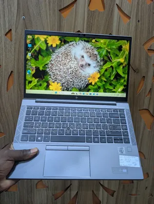 Laptop HP ZBook Firefly 14 G7 32GB Intel Core i7 SSD 512GB