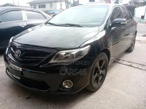 Toyota Corolla 2009 Black