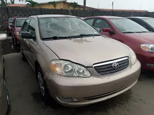 Toyota Corolla CE 2007 Gold