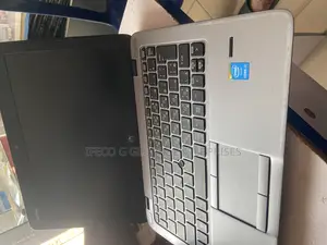 Laptop HP EliteBook 820 G1 8GB Intel Core i5 HDD 500GB