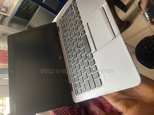 Laptop HP EliteBook 820 G1 8GB Intel Core i5 HDD 500GB