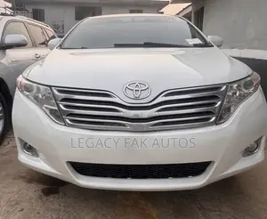 Toyota Venza Limited 2009 White