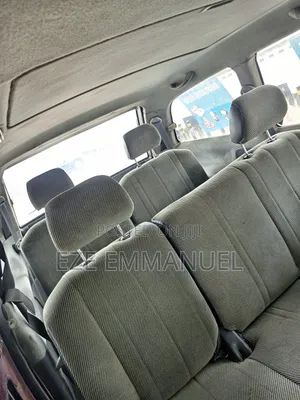 Toyota Previa 2001 Red