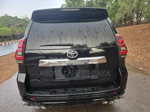 Toyota Land Cruiser Prado 2005 Black