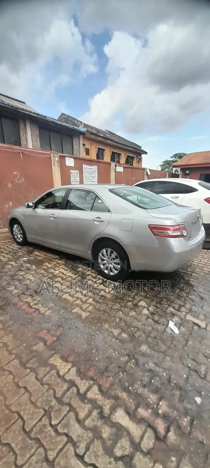Toyota Camry 2011 Silver