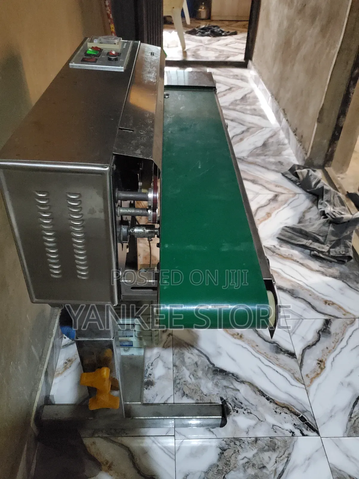 Air Filling Band Sealing Machine