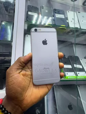 Apple iPhone 6s 16 GB Gray