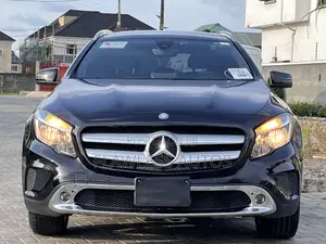 Mercedes-Benz GLA 250 2016 Black
