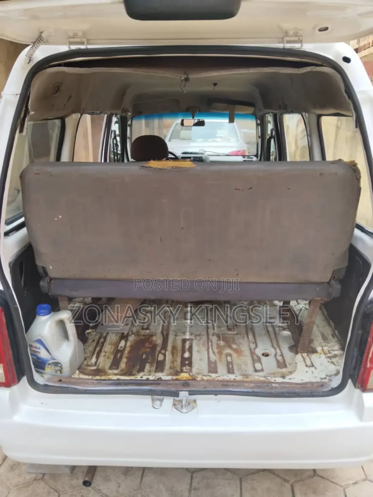 Suzuki Every 2010 White
