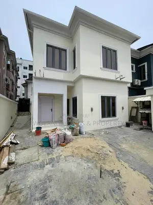 4bdrm Duplex in Ikate for rent