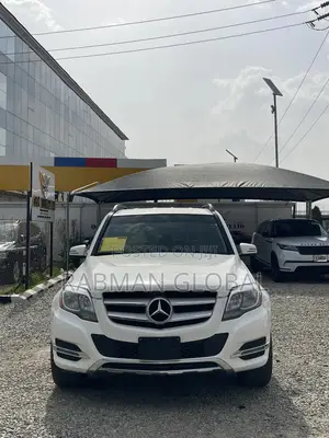 Mercedes-Benz GLK-Class Base GLK 350 4dr AWD 4MATIC (3.5L 6cyl 7A) 2015 White