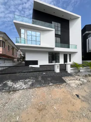 5bdrm Duplex in Orchid Road, Lekki Phase 2 for sale