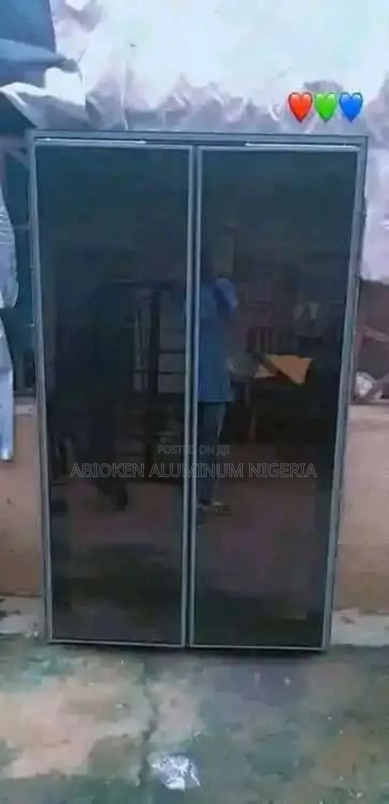 Frameless Window With Grey Material