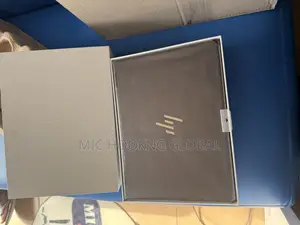New Laptop HP Spectre 14 16GB Intel Core i7 SSD 512GB