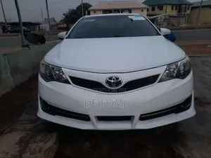 Toyota Camry 2013 White