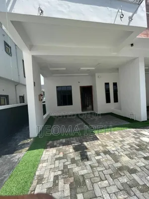 4bdrm Townhouse/Terrace in Lekki for sale