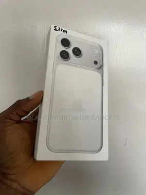 New Apple iPhone 17 Pro Max 256 GB Silver