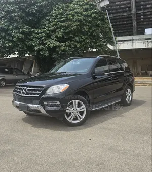 Mercedes-Benz M Class ML350 4MATIC 4dr SUV AWD (3.5L 6cyl 7A) 2015