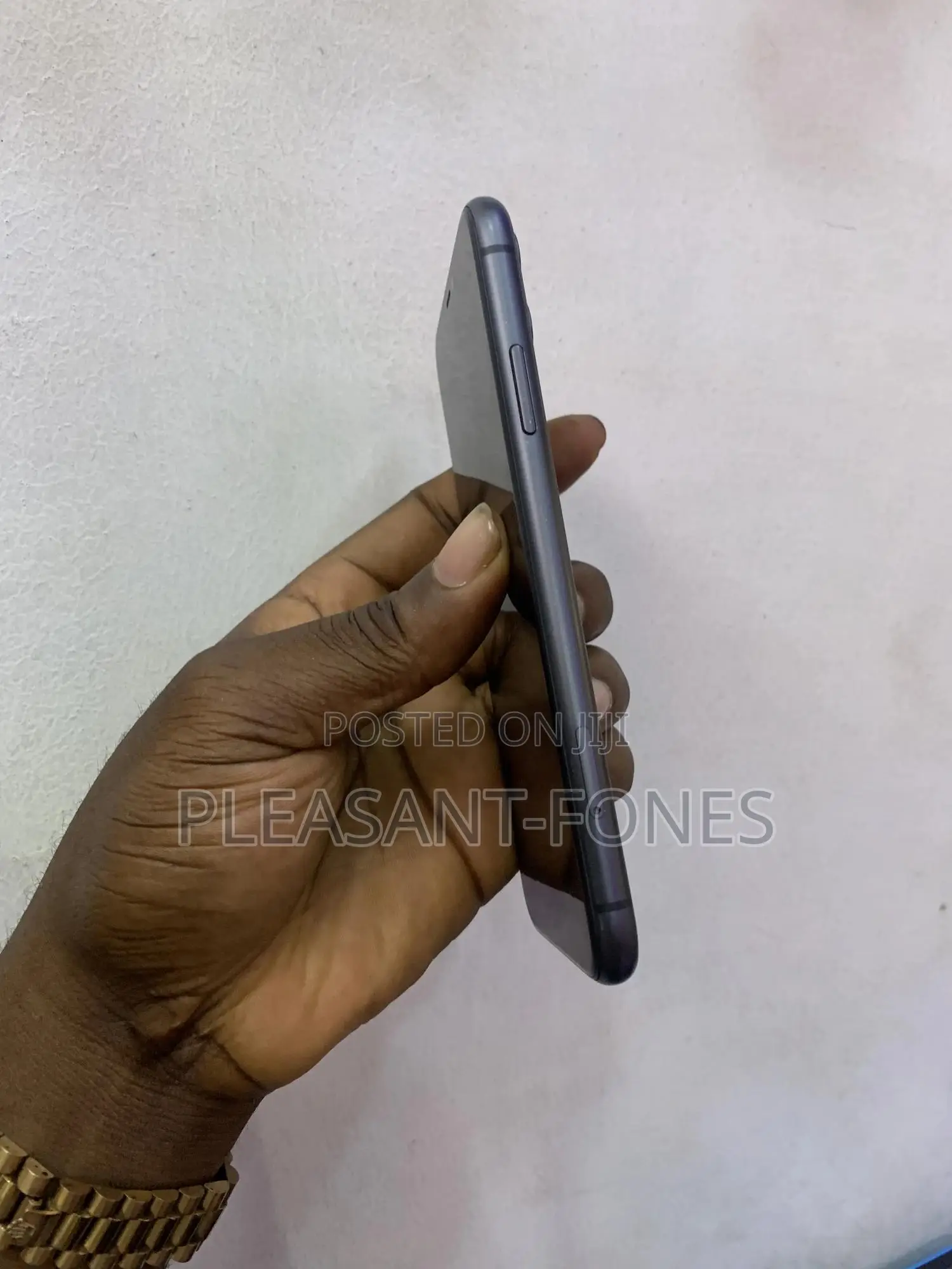 Apple iPhone 11 64 GB Black