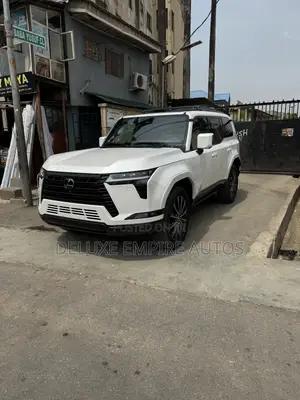 Lexus GX 550 Premium+ 4WD 2025 White