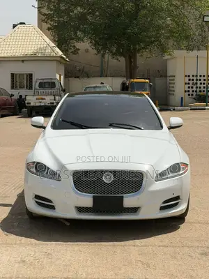 Jaguar XF 2012 White