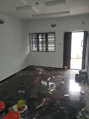 3bdrm Apartment in Back Of Madigrazz, Akala Express for rent