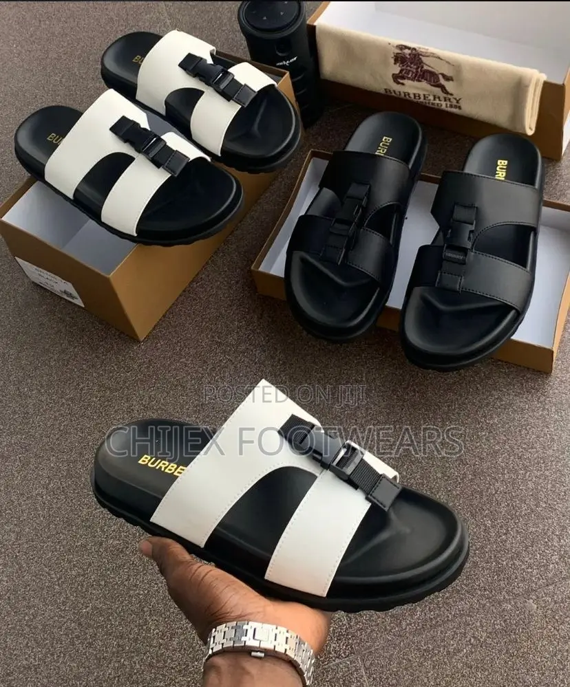 Burberry Quality Slides Looking So Dope 
