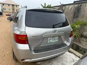 Toyota Highlander Limited 2010 Silver