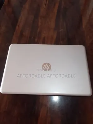 Laptop HP Pavilion 15 8GB Intel Core i5 HDD 1T