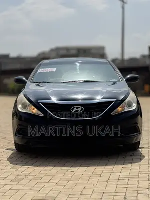 Hyundai Sonata SE 2.0T Sedan FWD (2.0L 4cyl 6A) 2013 Black
