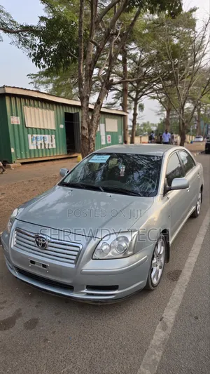 Toyota Avensis 2008 Beige