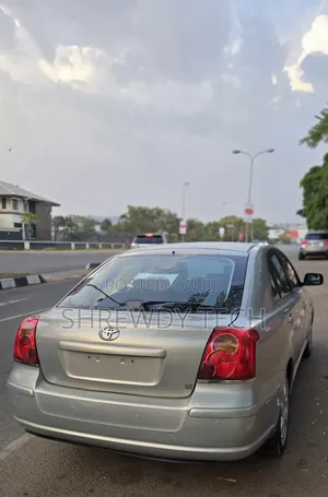 Toyota Avensis 2008 Beige