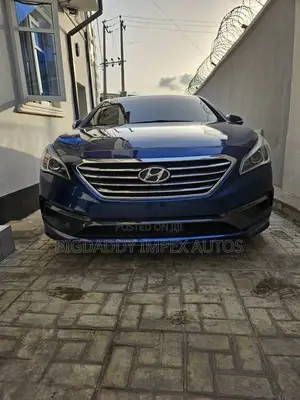 Hyundai Sonata Limited Sedan FWD (2.4L 4cyl 6A) 2016 Blue